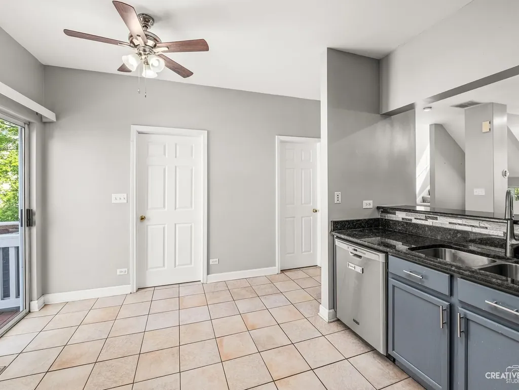 3472 Ravinia Circle Aurora IL 60504