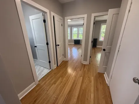 4956 North Harding Avenue Chicago IL 60625