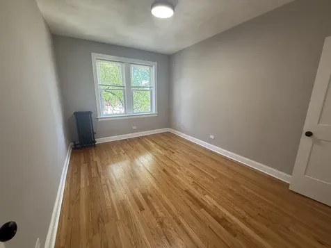 4956 North Harding Avenue Chicago IL 60625