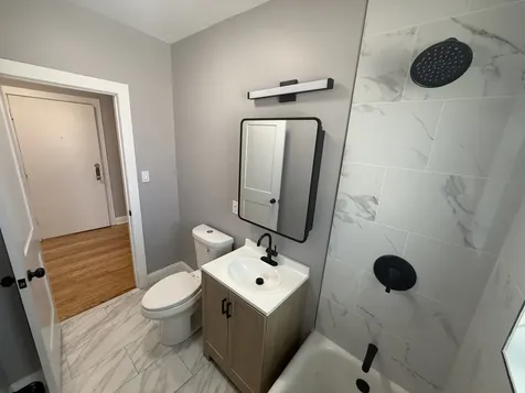 4956 North Harding Avenue Chicago IL 60625