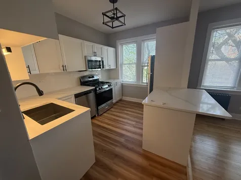 4956 North Harding Avenue Chicago IL 60625