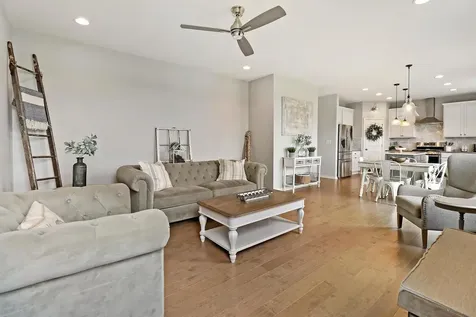 260 East Parkland Drive Island Lake IL 60042