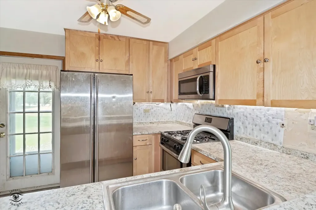 2615 Oakshire Court Aurora IL 60502
