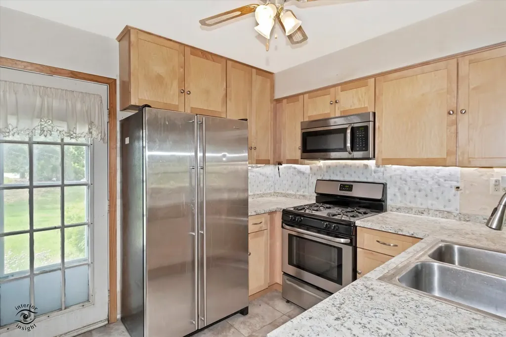 2615 Oakshire Court Aurora IL 60502