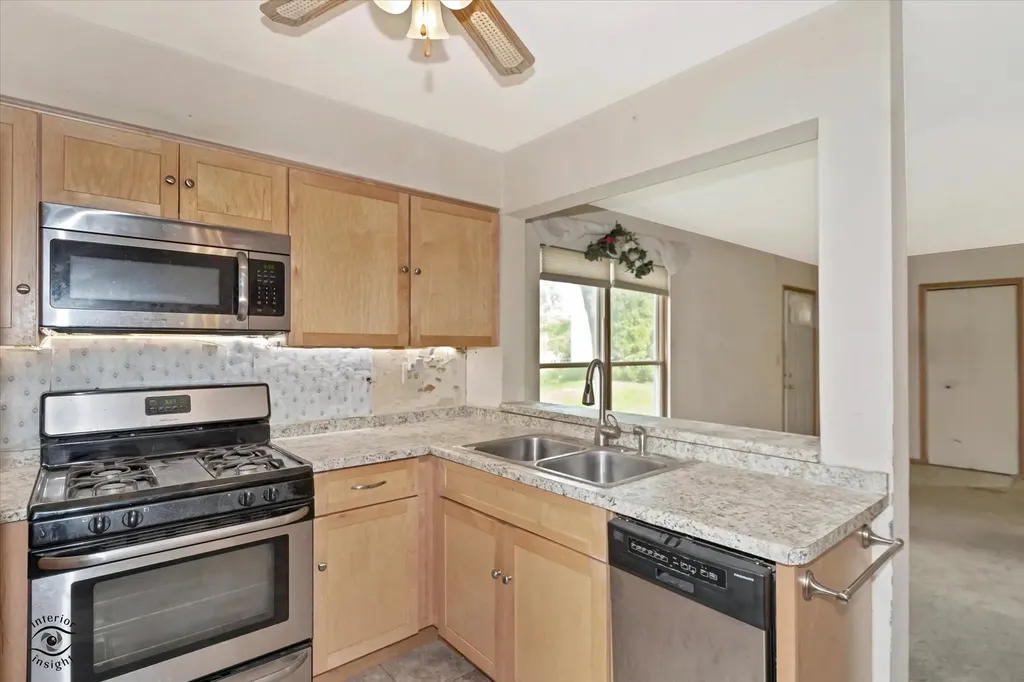 2615 Oakshire Court Aurora IL 60502