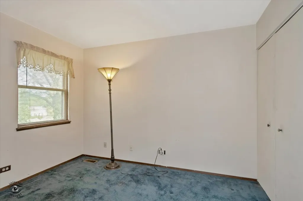 2615 Oakshire Court Aurora IL 60502