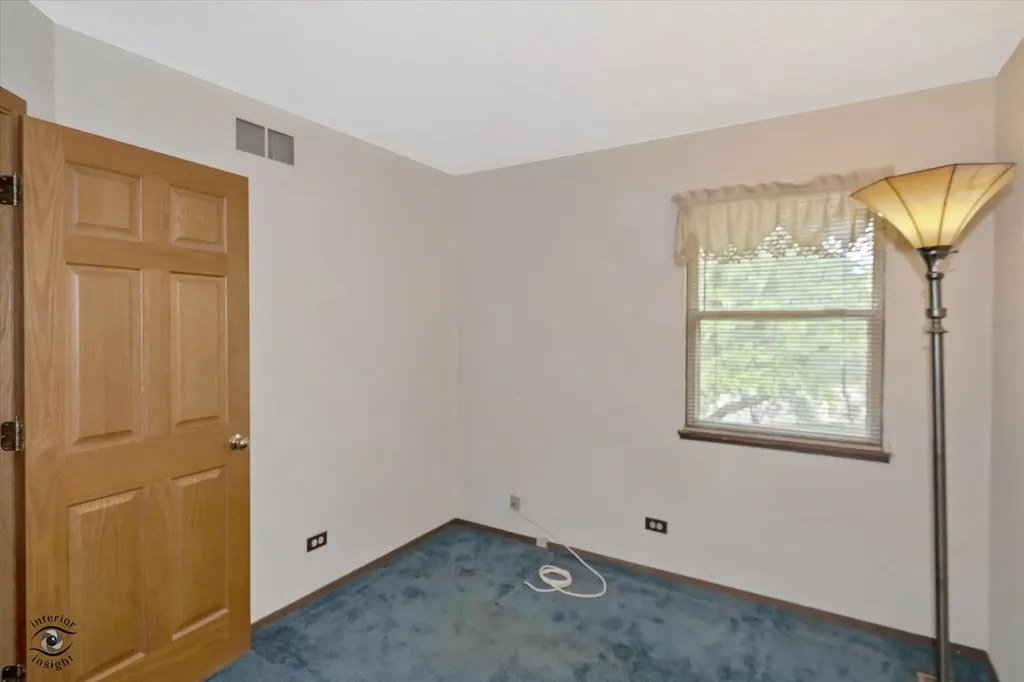 2615 Oakshire Court Aurora IL 60502