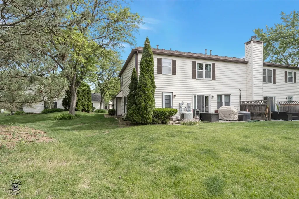 2615 Oakshire Court Aurora IL 60502