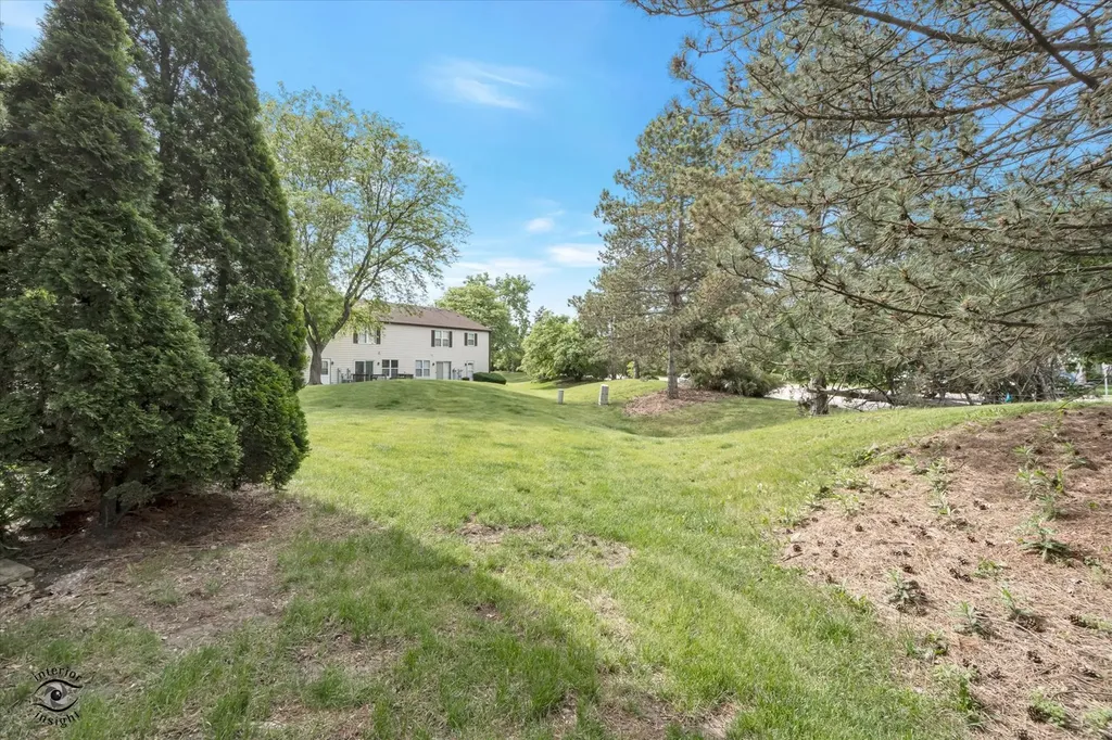 2615 Oakshire Court Aurora IL 60502