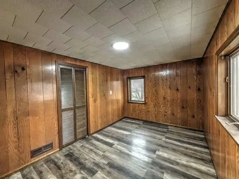 309 North Market Street Hoopeston IL 60942