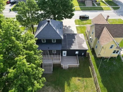 309 North Market Street Hoopeston IL 60942