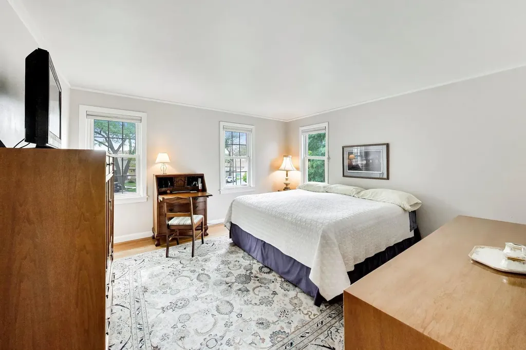 6436 North Oketo Avenue Chicago IL 60631