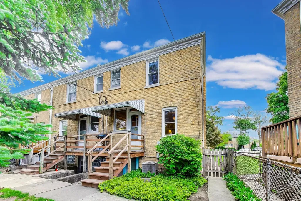 6436 North Oketo Avenue Chicago IL 60631