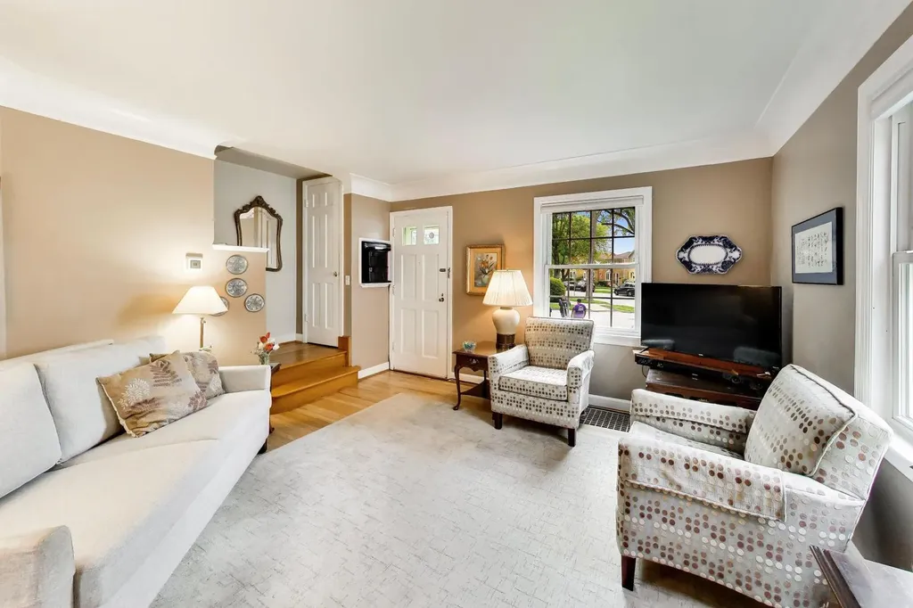 6436 North Oketo Avenue Chicago IL 60631