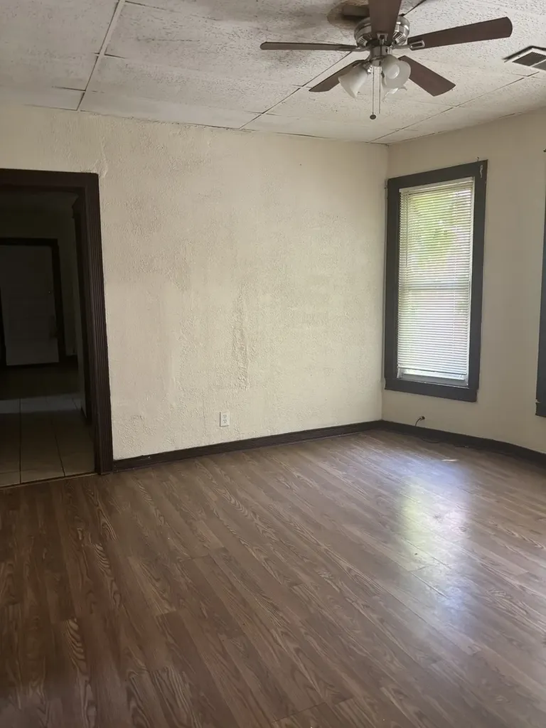 11317 South Edbrooke Avenue Chicago IL 60628