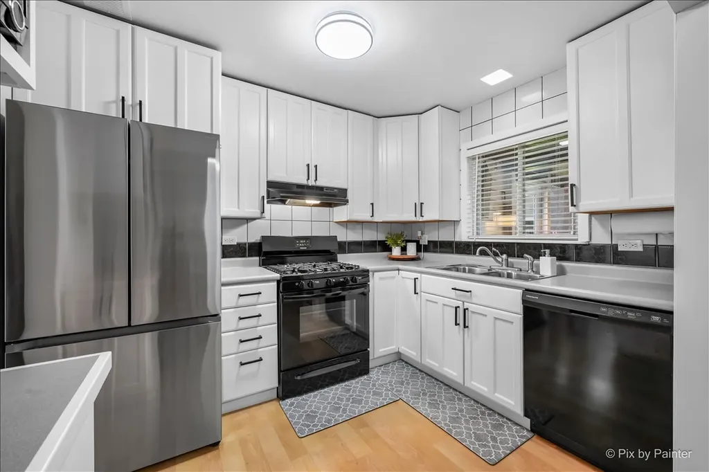 575 Rodenburg Road Roselle IL 60172