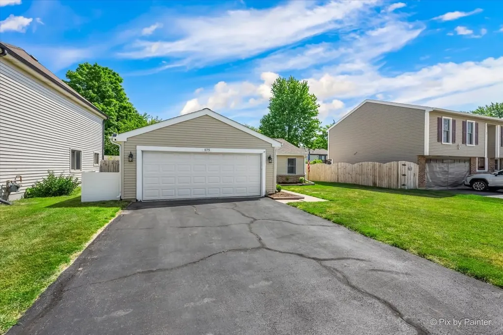 575 Rodenburg Road Roselle IL 60172