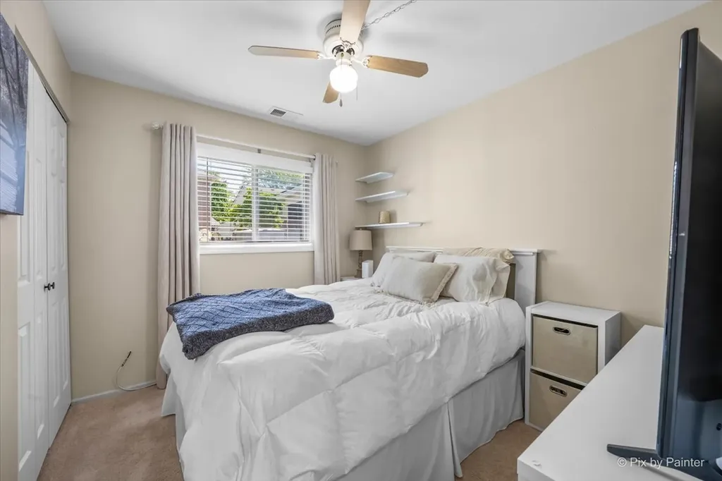 575 Rodenburg Road Roselle IL 60172