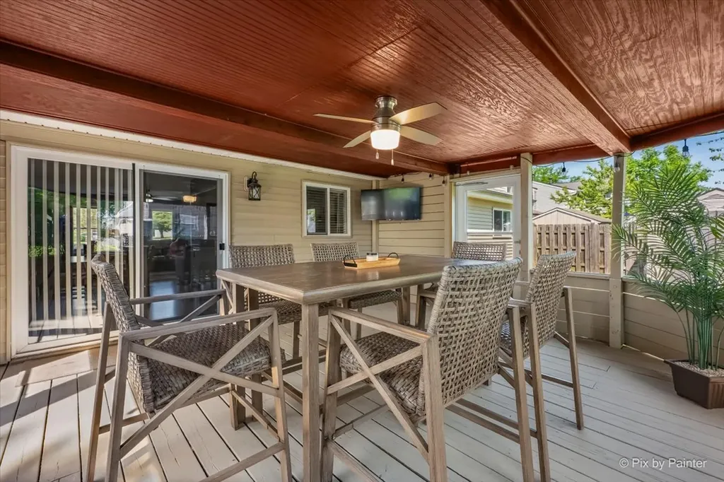 575 Rodenburg Road Roselle IL 60172