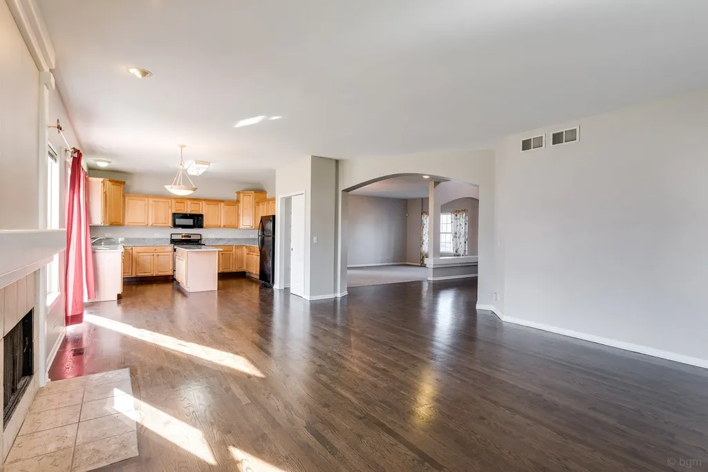 954 Campbell Drive Naperville IL 60563