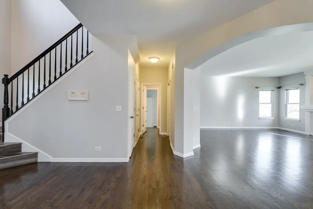 954 Campbell Drive Naperville IL 60563