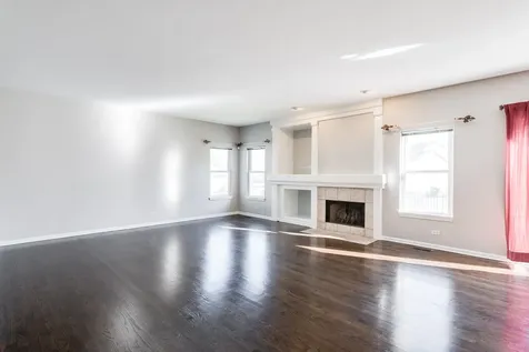 954 Campbell Drive Naperville IL 60563