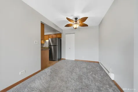 5701 129TH Street Crestwood IL 60418