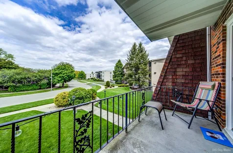 5701 129TH Street Crestwood IL 60418