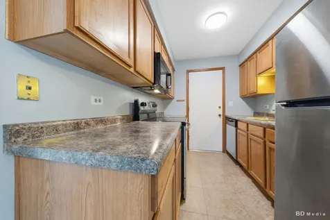 5701 129TH Street Crestwood IL 60418