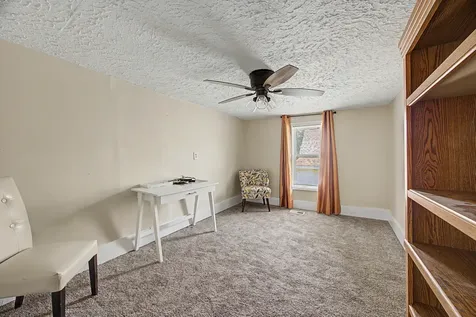 1206 East Main Street Clinton IL 61727