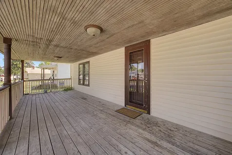 1206 East Main Street Clinton IL 61727