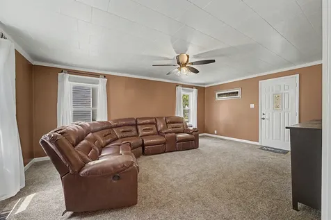 1206 East Main Street Clinton IL 61727