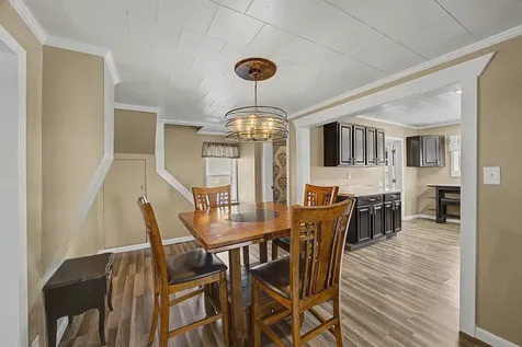 1206 East Main Street Clinton IL 61727