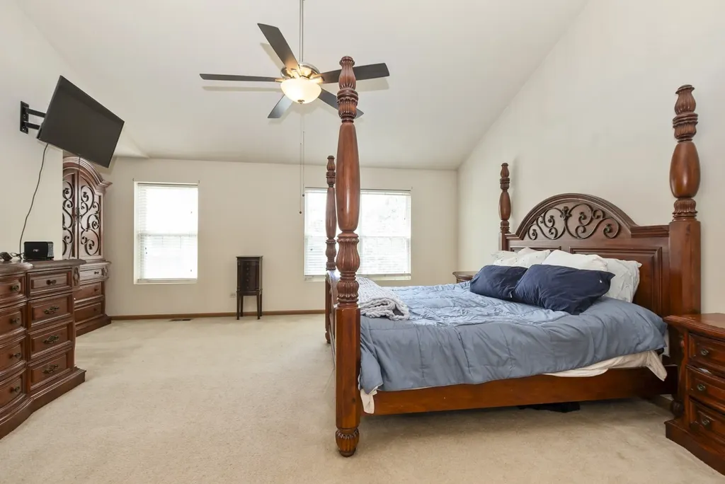 6301 Southridge Drive Plainfield IL 60586