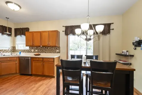 6301 Southridge Drive Plainfield IL 60586