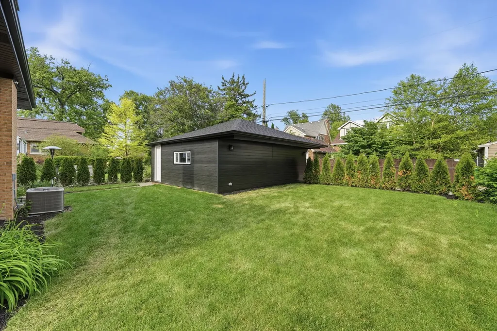 1009 South Washington Avenue Park Ridge IL 60068