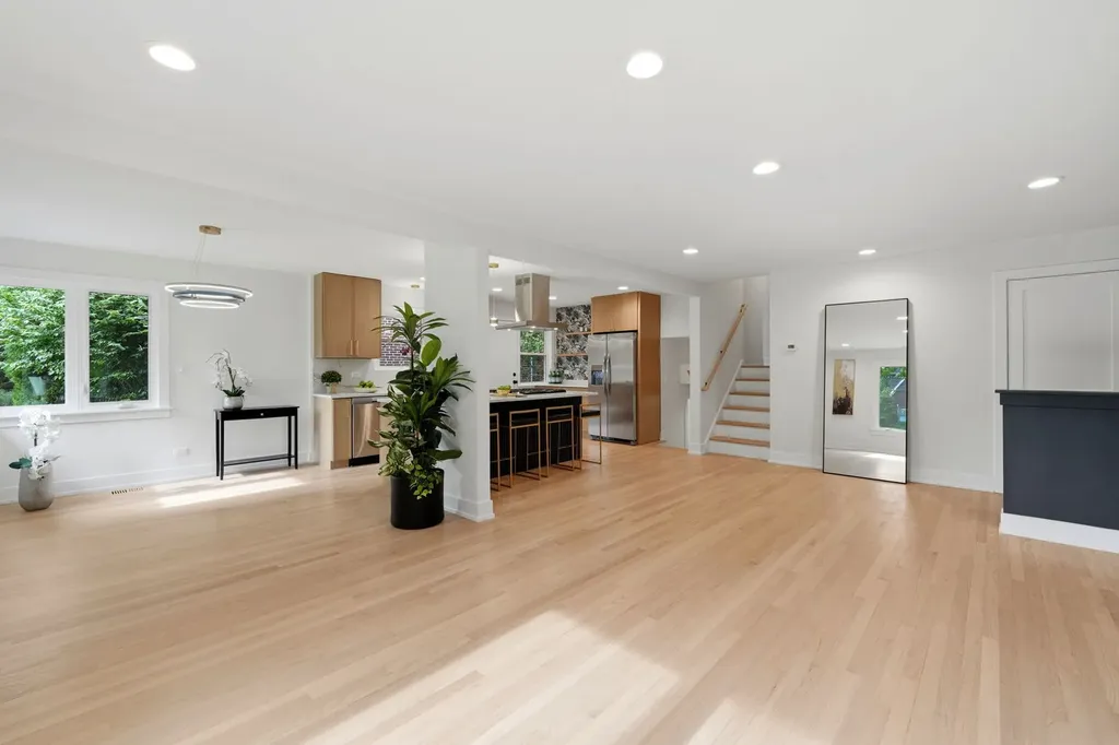 1009 South Washington Avenue Park Ridge IL 60068