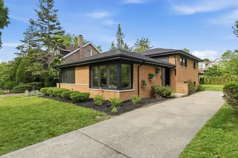 1009 South Washington Avenue Park Ridge IL 60068