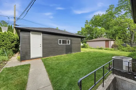 1009 South Washington Avenue Park Ridge IL 60068