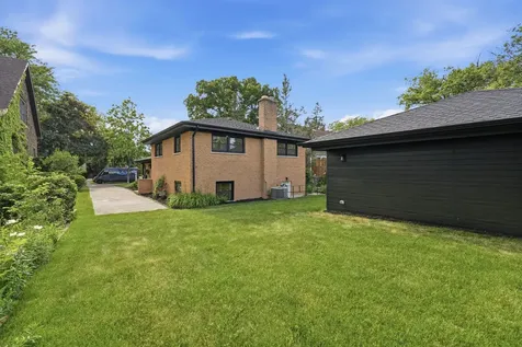 1009 South Washington Avenue Park Ridge IL 60068