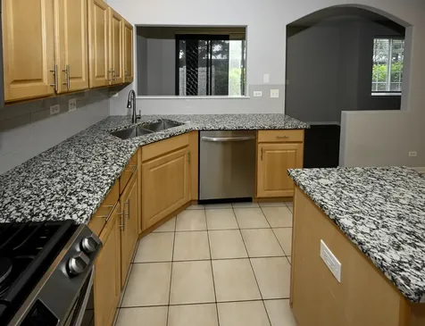 574 East Thornhill Lane Palatine IL 60074