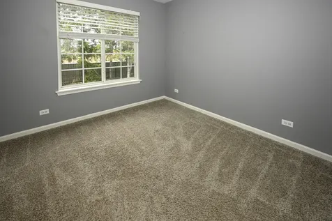 574 East Thornhill Lane Palatine IL 60074