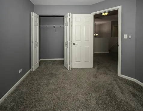 574 East Thornhill Lane Palatine IL 60074