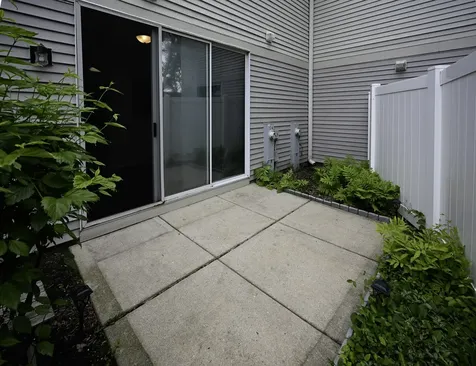 574 East Thornhill Lane Palatine IL 60074