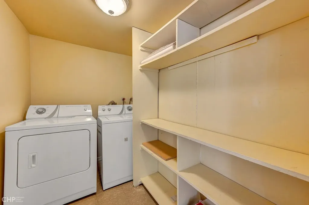 1115 South Plymouth Court Chicago IL 60605