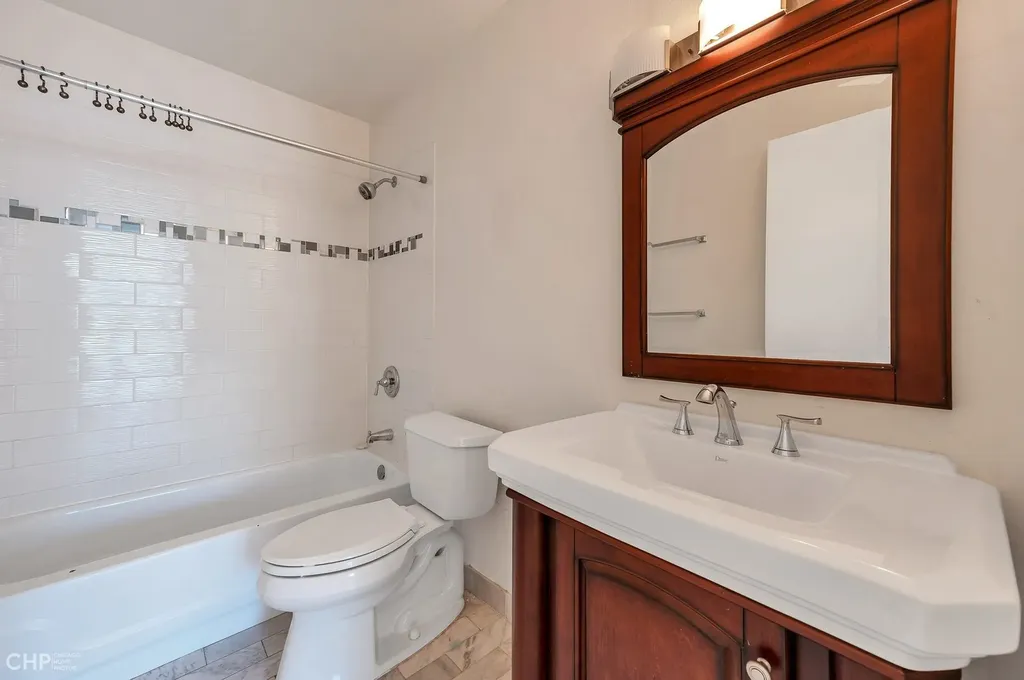 1115 South Plymouth Court Chicago IL 60605