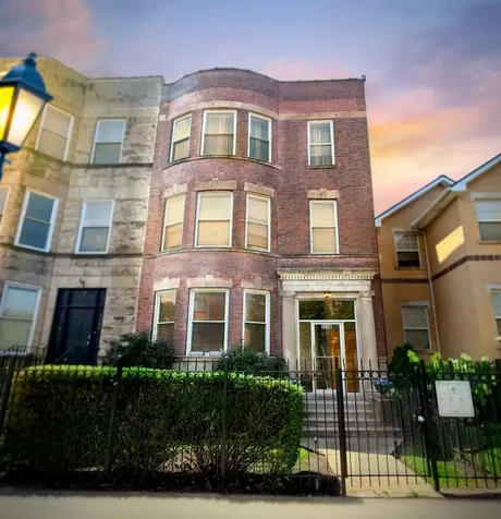 3536 South Prairie Avenue Chicago IL 60653