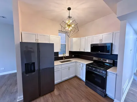 3536 South Prairie Avenue Chicago IL 60653