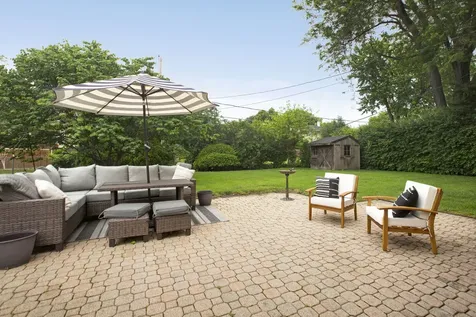 1110 East Dogwood Lane Mount Prospect IL 60056
