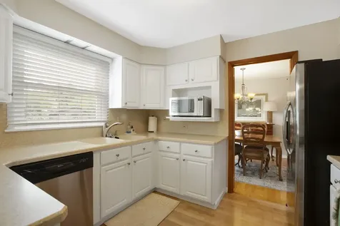 1110 East Dogwood Lane Mount Prospect IL 60056